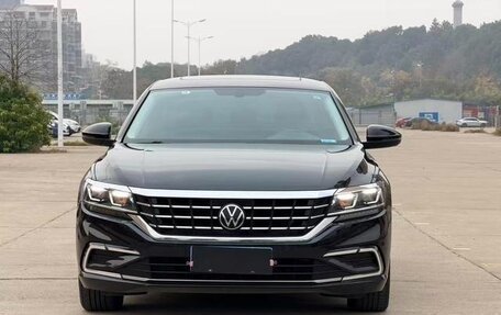 Volkswagen Passat B8 рестайлинг, 2021 год, 1 895 001 рублей, 2 фотография