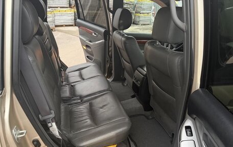 Toyota Land Cruiser Prado 120 рестайлинг, 2006 год, 1 950 000 рублей, 7 фотография