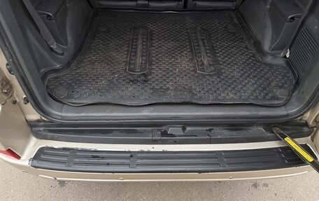 Toyota Land Cruiser Prado 120 рестайлинг, 2006 год, 1 950 000 рублей, 3 фотография