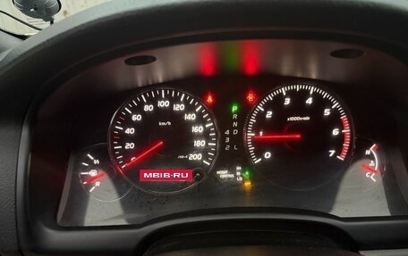 Toyota Land Cruiser Prado 120 рестайлинг, 2006 год, 1 950 000 рублей, 2 фотография