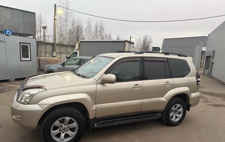 Toyota Land Cruiser Prado 120 рестайлинг, 2006 год, 1 950 000 рублей, 14 фотография