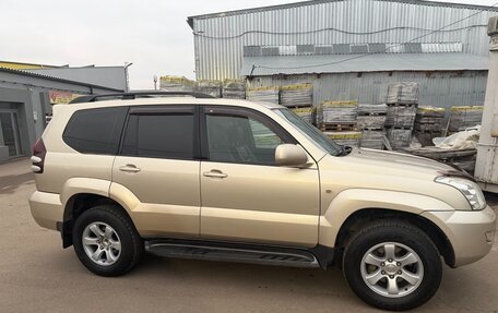 Toyota Land Cruiser Prado 120 рестайлинг, 2006 год, 1 950 000 рублей, 18 фотография