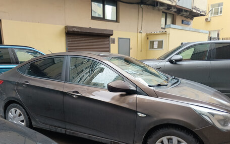 Hyundai Solaris II рестайлинг, 2016 год, 550 000 рублей, 3 фотография