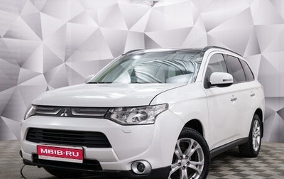 Mitsubishi Outlander III рестайлинг 3, 2013 год, 1 422 000 рублей, 1 фотография