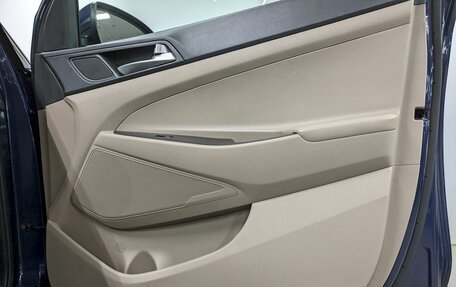 Hyundai Tucson III, 2019 год, 2 390 000 рублей, 21 фотография