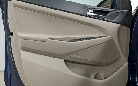 Hyundai Tucson III, 2019 год, 2 390 000 рублей, 11 фотография