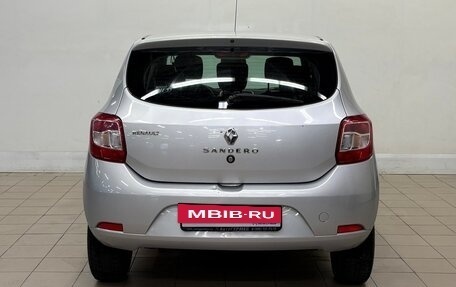 Renault Sandero II рестайлинг, 2015 год, 620 000 рублей, 3 фотография