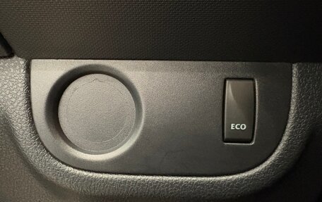 Renault Sandero II рестайлинг, 2015 год, 620 000 рублей, 9 фотография