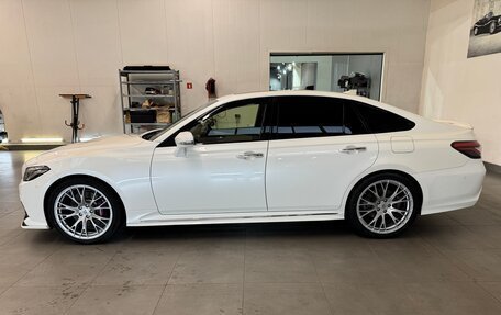 Toyota Crown, 2018 год, 4 500 000 рублей, 5 фотография