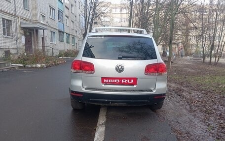 Volkswagen Touareg III, 2004 год, 735 000 рублей, 5 фотография