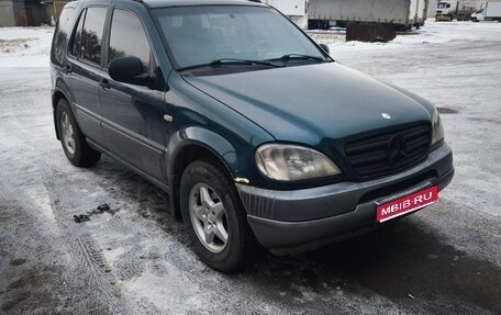 Mercedes-Benz M-Класс, 1999 год, 750 000 рублей, 1 фотография