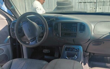 Ford Expedition, 2001 год, 800 000 рублей, 5 фотография