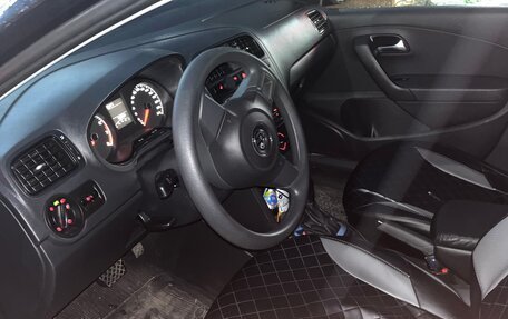 Volkswagen Polo VI (EU Market), 2015 год, 800 000 рублей, 9 фотография