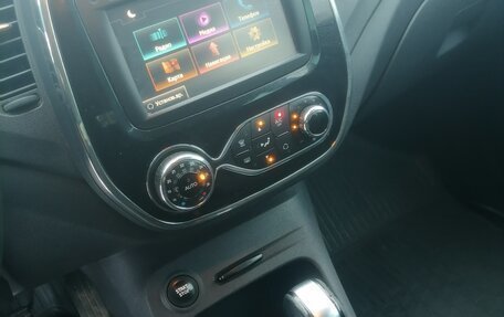 Renault Kaptur I рестайлинг, 2017 год, 1 150 000 рублей, 8 фотография