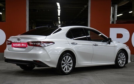 Toyota Camry, 2019 год, 2 298 000 рублей, 5 фотография