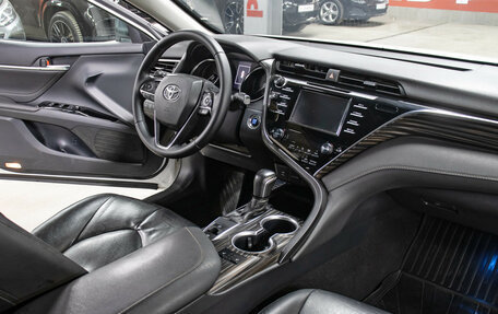 Toyota Camry, 2019 год, 2 298 000 рублей, 11 фотография