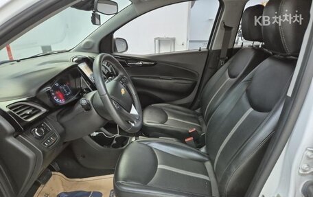 Chevrolet Spark III, 2023 год, 1 000 000 рублей, 11 фотография