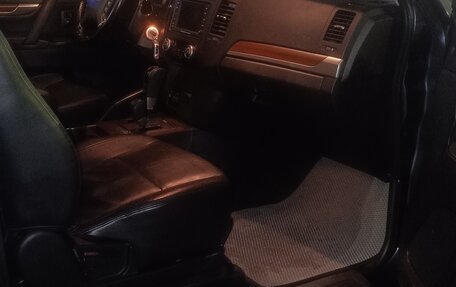 Mitsubishi Pajero IV, 2008 год, 2 100 000 рублей, 9 фотография