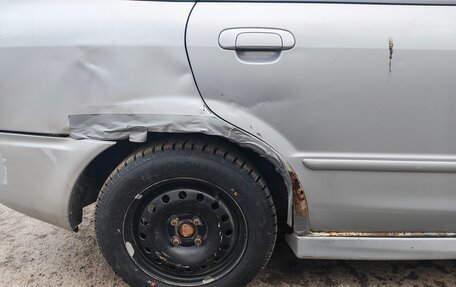 Mazda Familia, 1998 год, 350 000 рублей, 8 фотография