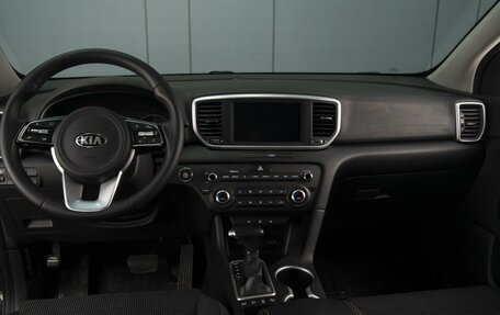 KIA Sportage IV рестайлинг, 2021 год, 2 450 000 рублей, 5 фотография