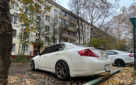 Nissan Skyline, 2007 год, 1 370 000 рублей, 10 фотография