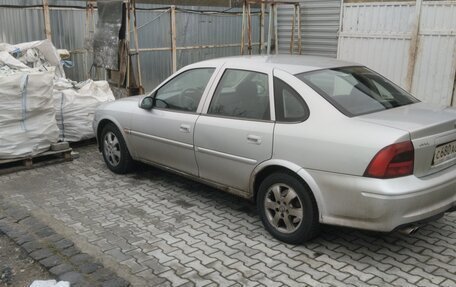 Opel Vectra B рестайлинг, 2001 год, 250 000 рублей, 2 фотография