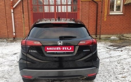 Honda Vezel, 2016 год, 1 850 000 рублей, 3 фотография