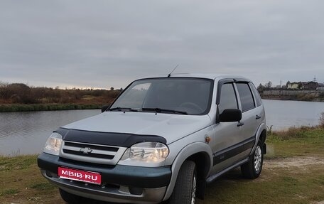 Chevrolet Niva I рестайлинг, 2007 год, 260 000 рублей, 1 фотография
