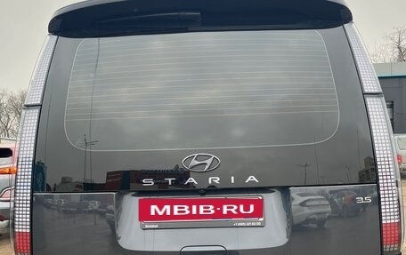 Hyundai Staria, 2022 год, 4 200 000 рублей, 6 фотография