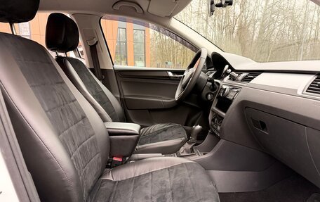 Skoda Rapid I, 2018 год, 1 270 000 рублей, 10 фотография