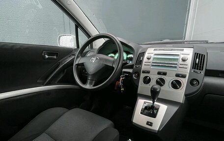 Toyota Corolla Verso I, 2008 год, 600 000 рублей, 10 фотография