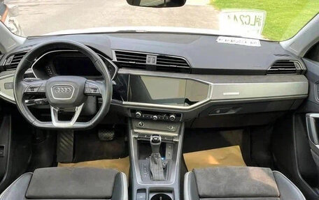 Audi Q3, 2021 год, 2 300 000 рублей, 5 фотография