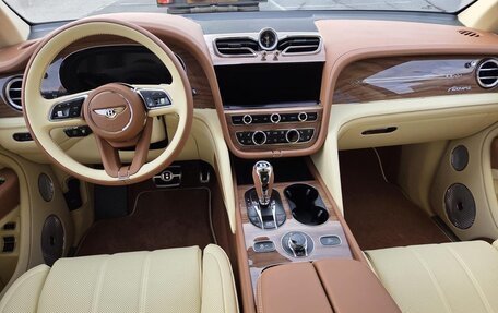 Bentley Bentayga I, 2025 год, 41 500 000 рублей, 9 фотография