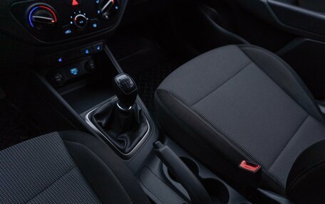 Hyundai Solaris II рестайлинг, 2019 год, 1 269 000 рублей, 19 фотография