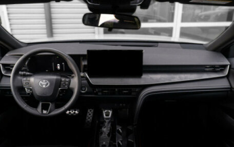 Toyota Camry, 2025 год, 4 990 000 рублей, 15 фотография