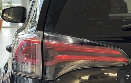 Toyota RAV4, 2018 год, 1 800 000 рублей, 10 фотография