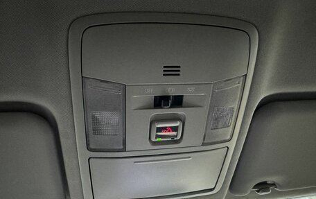 Toyota RAV4, 2018 год, 1 800 000 рублей, 32 фотография