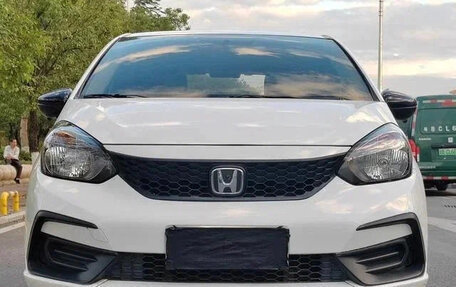 Honda Fit, 2022 год, 1 180 000 рублей, 2 фотография