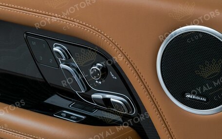 Land Rover Range Rover IV рестайлинг, 2020 год, 9 900 000 рублей, 13 фотография