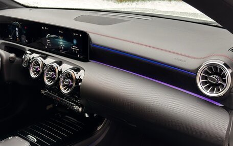 Mercedes-Benz CLA, 2021 год, 4 500 000 рублей, 4 фотография