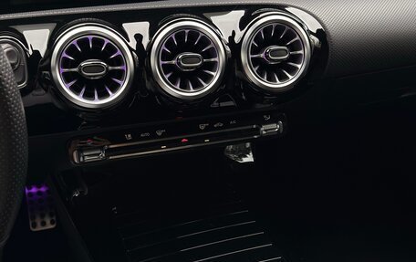 Mercedes-Benz CLA, 2021 год, 4 500 000 рублей, 8 фотография