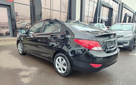 Hyundai Solaris II рестайлинг, 2014 год, 820 000 рублей, 4 фотография