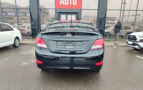 Hyundai Solaris II рестайлинг, 2014 год, 820 000 рублей, 5 фотография