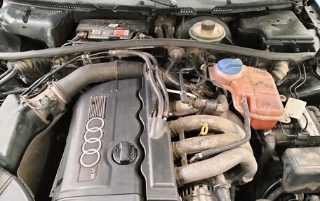 Audi A4, 1995 год, 270 000 рублей, 13 фотография