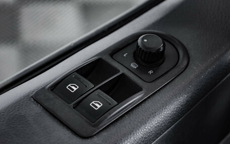 Volkswagen Transporter T5 рестайлинг, 2009 год, 690 000 рублей, 14 фотография