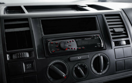 Volkswagen Transporter T5 рестайлинг, 2009 год, 690 000 рублей, 11 фотография