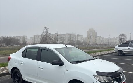Renault Logan II, 2016 год, 465 000 рублей, 3 фотография