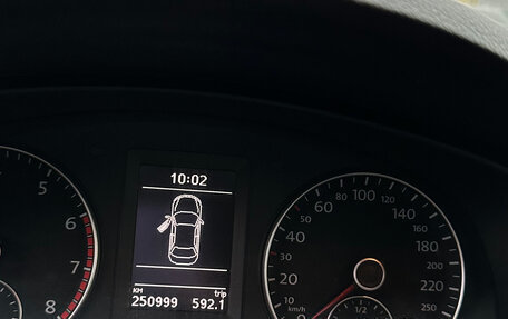 Volkswagen Jetta VI, 2013 год, 970 000 рублей, 3 фотография