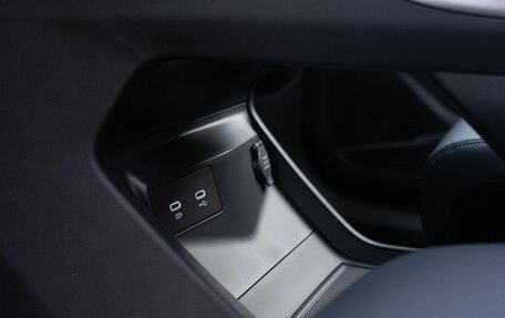 Geely Atlas, 2025 год, 3 878 900 рублей, 17 фотография