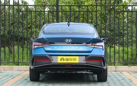 Hyundai Elantra, 2025 год, 2 300 000 рублей, 11 фотография